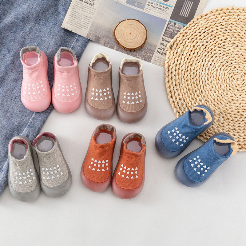 รองเท้าเด็กหัดเดินสีฟ้าและสีชม - Unisex Baby Socks Non Slip บทวิจารณ์และราคา